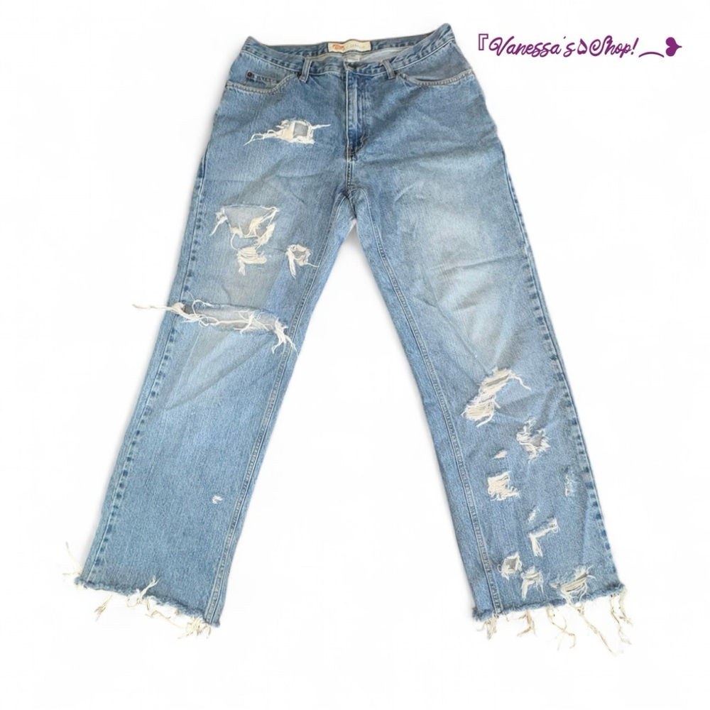 Vintage 90’s Route 66 Distressed High-Waisted Jeans!